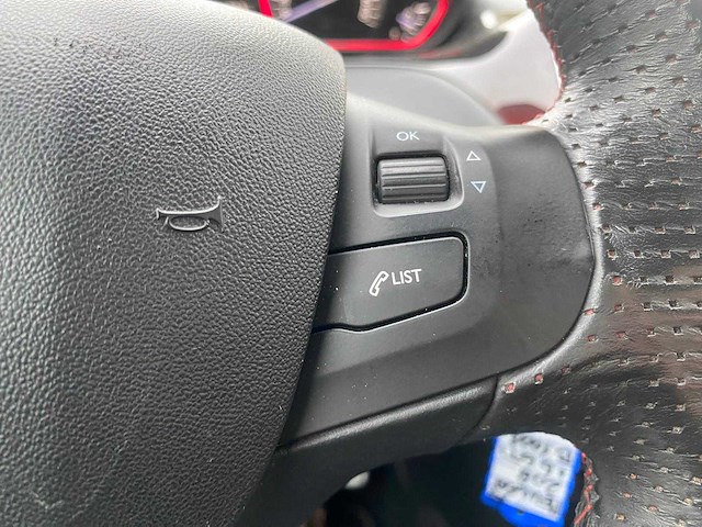 Peugeot - 2014 - 208 - 1.6 thp gti - x-953-bj - afbeelding 10 van  19