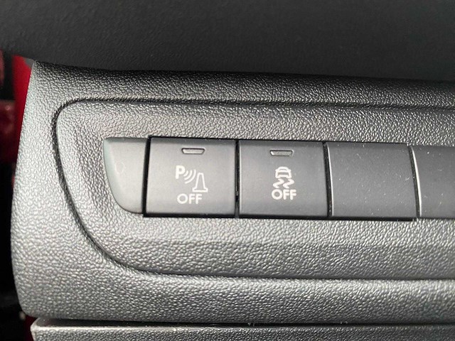 Peugeot - 2014 - 208 - 1.6 thp gti - x-953-bj - afbeelding 9 van  31