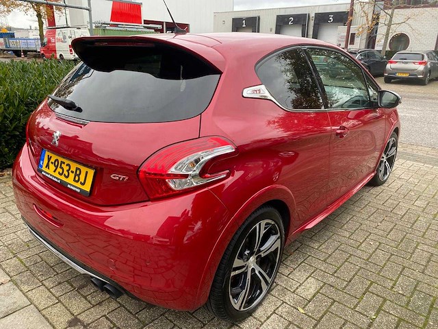 Peugeot - 2014 - 208 - 1.6 thp gti - x-953-bj - afbeelding 18 van  31