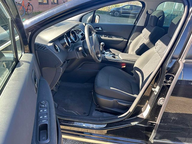 Peugeot - 2014 - 3008 - 1.6 vti style - personenauto - afbeelding 2 van  20