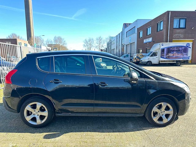 Peugeot - 2014 - 3008 - 1.6 vti style - personenauto - afbeelding 17 van  20