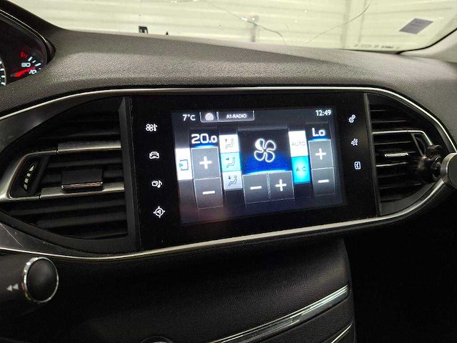 Peugeot - 2014 - 308 - 1.6 e-hdi bl premium - personenauto - afbeelding 8 van  20