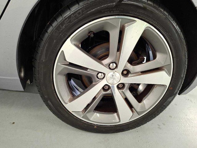 Peugeot - 2014 - 308 - 1.6 e-hdi bl premium - personenauto - afbeelding 13 van  20