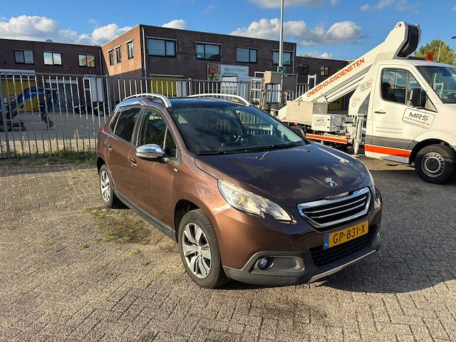 Peugeot - 2015 - 2008 - 1.2 puretech style - personenauto - afbeelding 13 van  15