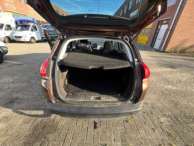 Peugeot - 2015 - 2008 - 1.2 puretech style - personenauto - afbeelding 15 van  15