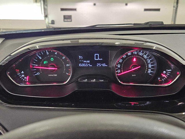 Peugeot - 2015 - 208 - 1.0 puretech like - personenauto - afbeelding 3 van  17