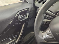 Peugeot - 2015 - 208 - 1.0 puretech like - personenauto - afbeelding 6 van  17
