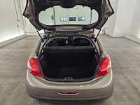 Peugeot - 2015 - 208 - 1.0 puretech like - personenauto - afbeelding 13 van  17