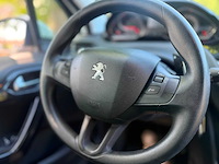 Peugeot - 2015 - 208 - 1.2 e-vti active - personenauto - 8-zfp-24 - afbeelding 4 van  13