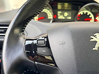 Peugeot - 2015 - 308 - 1.2 puretech allure - xn-415-n - afbeelding 2 van  19