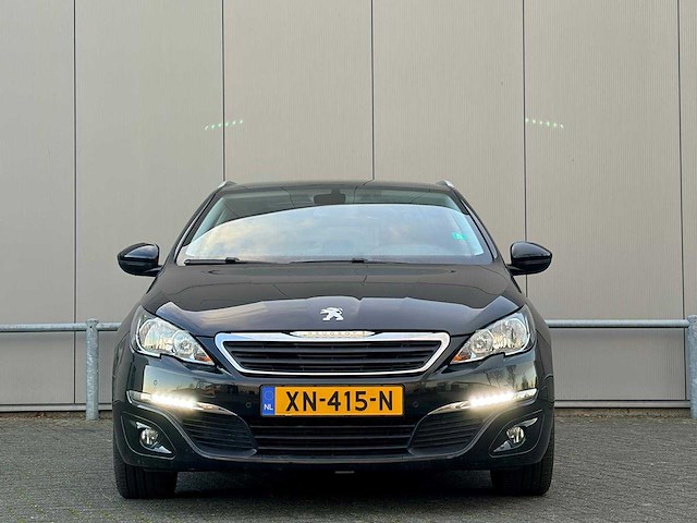 Peugeot - 2015 - 308 - 1.2 puretech allure - xn-415-n - afbeelding 12 van  19