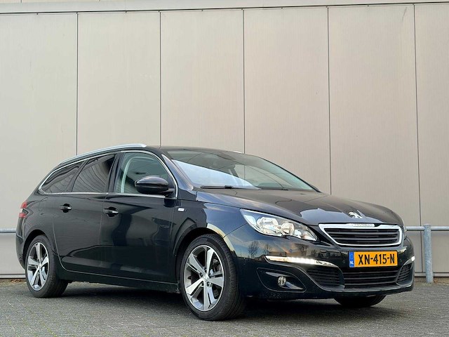 Peugeot - 2015 - 308 - 1.2 puretech allure - xn-415-n - afbeelding 13 van  19