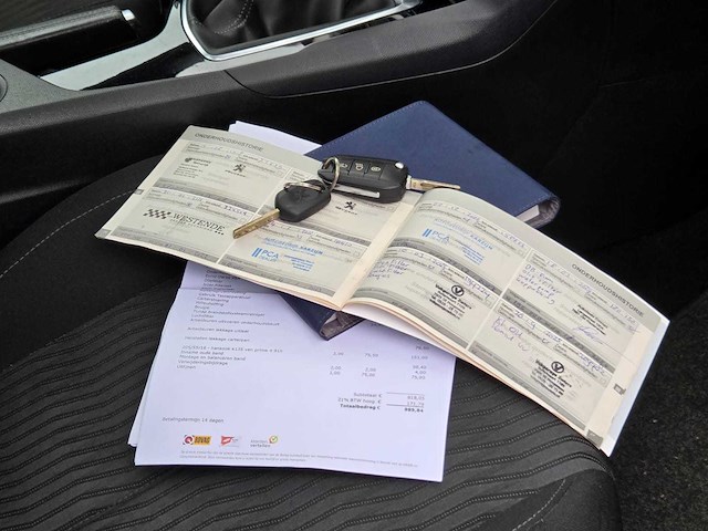 Peugeot - 2015 - 308 sw - 1.2 puret.blue l. ex - gz-097-k - afbeelding 13 van  27