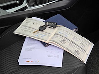 Peugeot - 2015 - 308 sw - 1.2 puret.blue l. ex - gz-097-k - afbeelding 13 van  27