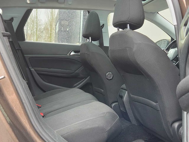 Peugeot - 2015 - 308 sw - 1.2 puret.blue l. ex - gz-097-k - afbeelding 16 van  21