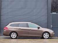 Peugeot - 2015 - 308 sw - 1.2 puret.blue l. ex - gz-097-k - afbeelding 17 van  21