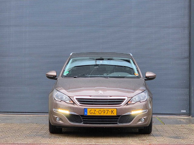 Peugeot - 2015 - 308 sw - 1.2 puret.blue l. ex - gz-097-k - afbeelding 12 van  27