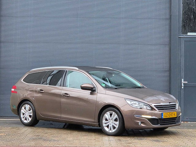 Peugeot - 2015 - 308 sw - 1.2 puret.blue l. ex - gz-097-k - afbeelding 21 van  27