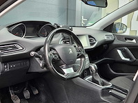 Peugeot - 2015 - 308 sw - 1.2 puret.blue l. ex - gz-097-k - afbeelding 2 van  27