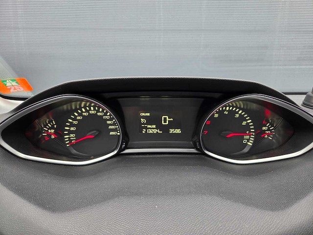 Peugeot - 2015 - 308 sw - 1.2 puret.blue l. ex - gz-097-k - afbeelding 5 van  27