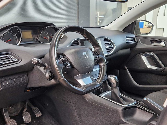 Peugeot - 2015 - 308 sw - 1.2 puret.blue l. ex - hf-330-l - afbeelding 2 van  28