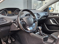 Peugeot - 2015 - 308 sw - 1.2 puret.blue l. ex - hf-330-l - afbeelding 2 van  28