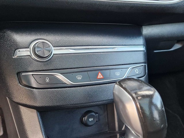 Peugeot - 2015 - 308 sw - 1.2 puret.blue l. ex - hf-330-l - afbeelding 13 van  28