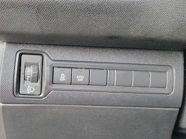 Peugeot - 2015 - 308 sw - 1.2 puret.blue l. ex - hf-330-l - afbeelding 14 van  28