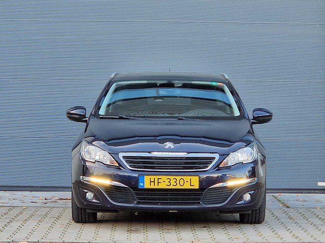 Peugeot - 2015 - 308 sw - 1.2 puret.blue l. ex - hf-330-l - afbeelding 12 van  28
