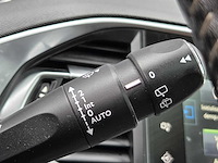 Peugeot - 2015 - 308 sw - 1.2 puret.blue l. pr - gj-594-v - personenauto - afbeelding 17 van  36