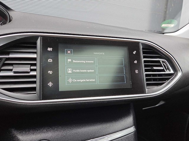 Peugeot - 2015 - 308 sw - 1.2 puret.blue l. pr - gj-594-v - personenauto - afbeelding 21 van  36