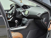Peugeot - 2015 - 308 sw - 1.2 puret.blue l. pr - gj-594-v - personenauto - afbeelding 26 van  36