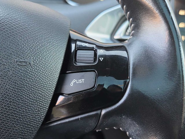 Peugeot - 2015 - 308 sw - 1.2 puret.blue l. pr - gp-282-p - afbeelding 7 van  28