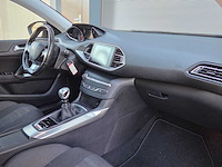 Peugeot - 2015 - 308 sw - 1.2 puret.blue l. pr - gp-282-p - afbeelding 18 van  28