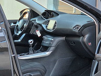 Peugeot - 2015 - 308 sw - 1.2 puret.blue l. pr - gp-282-p - afbeelding 19 van  28