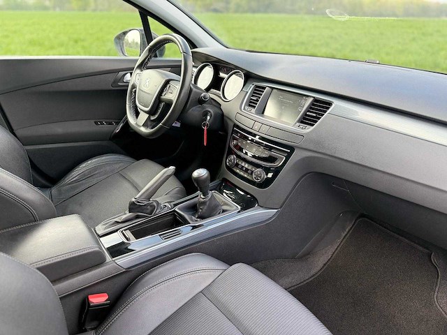 Peugeot - 2015 - 508 sw - 1.6 e-thp blue l.pr. - j-921-rz - afbeelding 2 van  14