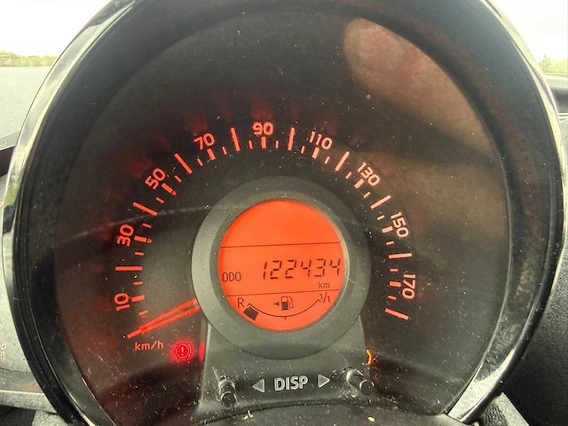 Peugeot - 2016 - 108 - 1.2 puretech active - x-202-gt - afbeelding 3 van  11