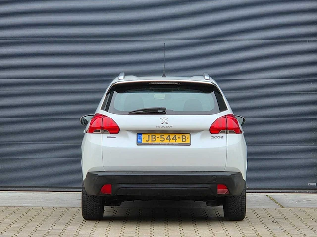 Peugeot - 2016 - 2008 - 1.2 puretech access - afbeelding 24 van  26