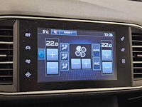 Peugeot - 2016 - 308 - 1.2 puret.blue l. ex - personenauto - afbeelding 9 van  22