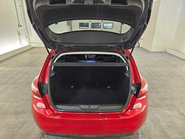 Peugeot - 2016 - 308 - 1.2 puret.blue l. ex - personenauto - afbeelding 19 van  22