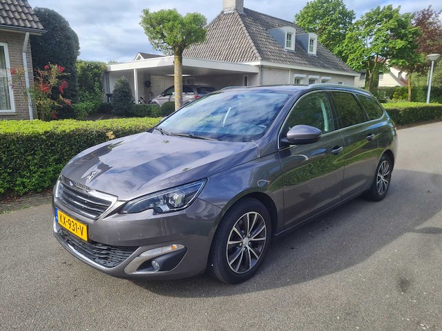 Peugeot - 2016 - 308 sw - 1.2 puret.blue l. pr - kx-931-v - afbeelding 1 van  16
