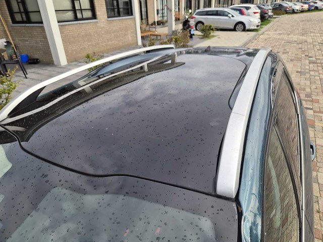 Peugeot - 2017 - 2008 - 1.2 puretech allure - nb-422-z - afbeelding 3 van  30