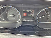 Peugeot - 2017 - 2008 - 1.2 puretech allure - nb-422-z - afbeelding 22 van  30