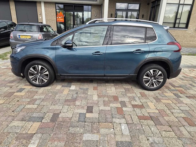 Peugeot - 2017 - 2008 - 1.2 puretech allure - nb-422-z - afbeelding 26 van  30
