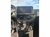 Peugeot - 2017 - 208 - 1.2 puretech active - personenauto - afbeelding 8 van  16