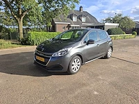 Peugeot - 2017 - 208 - 1.2 puretech active - personenauto