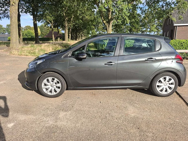 Peugeot - 2017 - 208 - 1.2 puretech active - personenauto - afbeelding 9 van  16