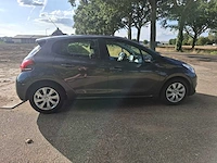 Peugeot - 2017 - 208 - 1.2 puretech active - personenauto - afbeelding 12 van  16