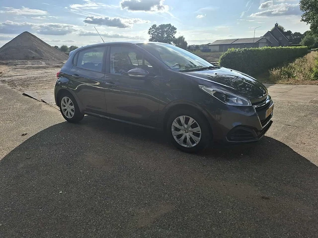 Peugeot - 2017 - 208 - 1.2 puretech active - personenauto - afbeelding 13 van  16