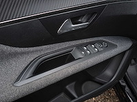 Peugeot - 2017 - 3008 - 1.2 puretech active - pb-247-z - afbeelding 15 van  17